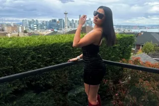 🔥 LATINA DE OREGON EN LA CIUDA... - Image 2