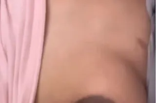 😍pretty with a tight pussy🙃slim thick thang💦🍑 - Image 1