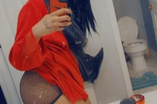 💕Now Visiting 💕 Specials Super Petite Freak 💕 3 holes🤪Avail Now - Image 4