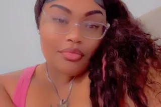 PRETTY RED BONE NO LUBE NEEDED... - Image 3