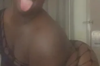 Deep Throat 120 HHR SPECIAL Sexy Big Booty Vixen Now Available 24/7 - Image 9