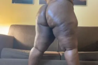 💦💦Come Relax with Me💦💦Good enough to make your toes curl - Image 2