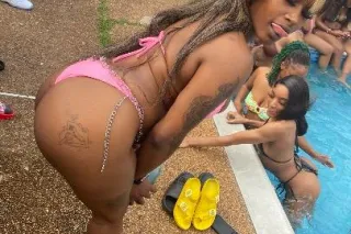 ❣ 🍒😘💋 🅇🆁︎🅰︎🆃︎🅴︎🅳︎ 👅 📣💦💃🏾 T⃨O⃨P... - Image 1