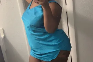 young & turnt incall only loca... - Image 1