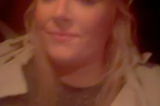 hi daddy Cum let off that mid ... - Image 3