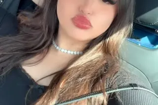 🥂Exotic Upscale European Asian Bombshell💫 - Image 5