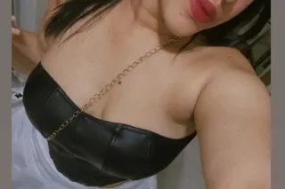 New young girl available - 27 - Image 1