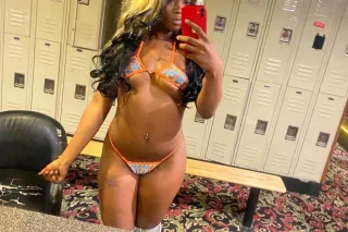 Young Tight Pussy Incalls/outc... - Image 3