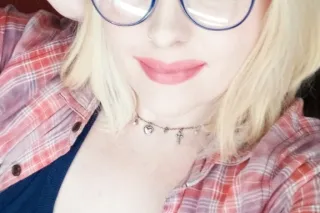 Geeky Blond Girl-Next-Door In A Petite Pin-Up Package! ✷ Upscale, Discreet & Highly Reviewed! ✷ GFE ✷ Massage ✷ Fetish ✷ IN/OUT - Image 6