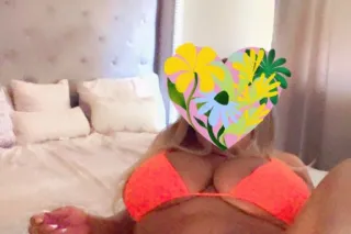🍑Exotica Busty Curvy 💦🍓Estoy C... - Image 2