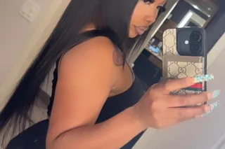 5 ⭐Stunning Tiny Playmate 🏝4'1... - Image 3
