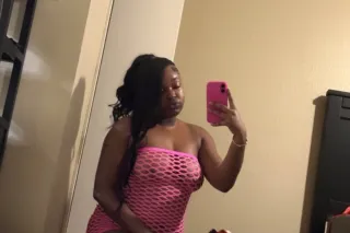 WET AND CREAMY 🍯 - Image 3