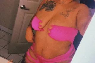 IN TOWN✨🥳 OUTCALL HERE FOR A L... - Image 4