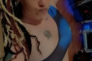 Sexy thick azz - Image 5