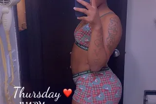 ready 🍑juicy pussy💦incall only... - Image 2