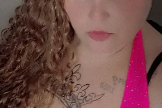 🥰SEXY REDHEADED BBW AVALIABLE NOW🥰 - Image 5