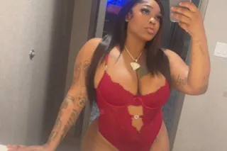 NEW IN TOWN COME HAVE FUN WHIL... - Image 3