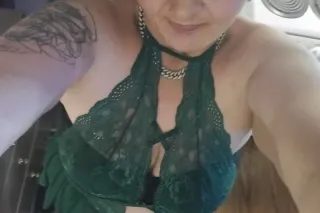 New pics! Hey fellas!👋Im Ari and its the last day for Specials so dont miss out! Unbelievable Unbeatable DEALS so good you dont want to miss! Providing the services u want with the experience and skills u desire - Image 9