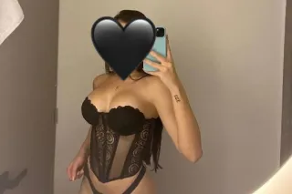 MANSFIELD 🌸 young hot BARBIE DOLL 🌟 brunette bombshell 🌟 come see me and have the time of your life! - Image 3