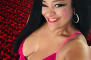 Beautiful Latina in calls I 60... - Image 1