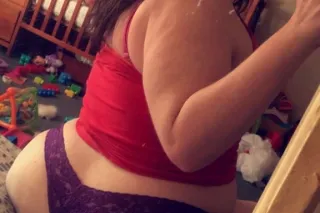 Cum see this sexy BBW bombshell👅 - Image 5