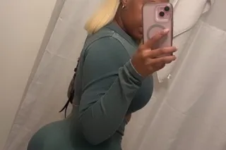 Specials funday I’m doing in calls outcalls I’ have toys, lingerie, treat me right I treat you better wet pussy fat ass nice bigg tits come see Luckyy 💋🥰 - Image 1