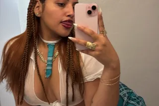 Latina Horny Tight Pussy❄💜NEED... - Image 3