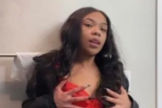 cum have some fun💦let me take the edge off👅 - Image 9