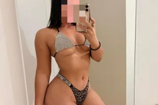 latina - Image 5