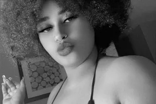 Personal Playmate Available No... - Image 3