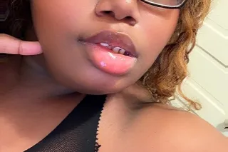 Bbw incall only - Image 7