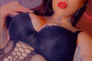 ★.`.★ℙ𝕚𝕟 𝕦𝕡 ℙ𝕣𝕚𝕟𝕔𝕖𝕤𝕤★.`.★. its cold outside come touch these kurves n let me make u hot!!! - Image 12