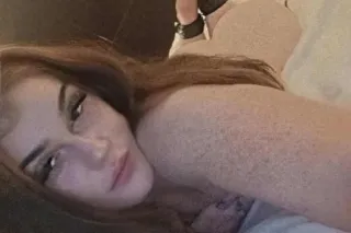 THICK GINGER SNOW BUNNY READY FOR DADDY'S LOAD - Image 5