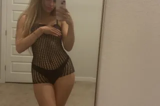 incalls n outcalls east atx Petite Blonde Treat - Image 5