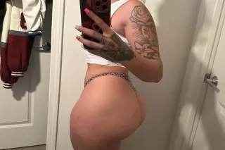 💋👅🫦H O T T I E 💋💋LIMITED TIME ONLY 💋💋 - Image 2