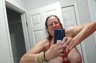 im bored let's have some fun -... - Image 1