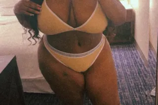 🍦Soft Pretty & Super Thick 😍🍑✨... - Image 3