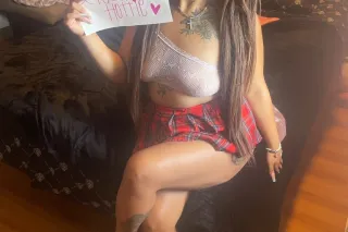 Hottie Back In Full Effect Com... - Image 2