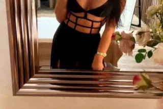 SEXY Playmate VISITING available NOW your place - Image 4