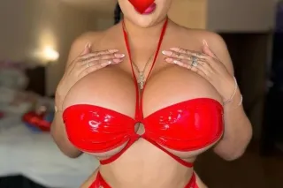 Hola amor, soy latina, chica n... - Image 1