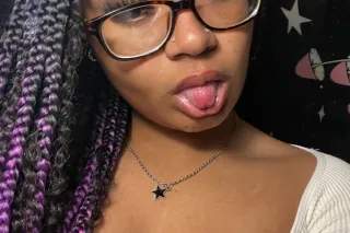 Your Fetish Friendly onlyfans Creator😉❄ - Image 2