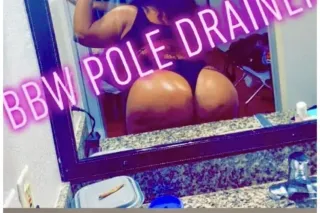 BBW BUBBLE BOOTY VISITING OPRYLAND - Image 9