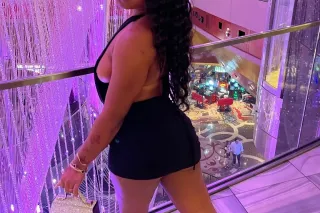 NEW hottie with the body 😍🔥RUN don’t walk 😍🔥 - Image 7