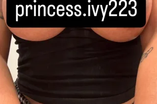 NYMPHO VISITING 😘 CUM SEE ME -... - Image 2