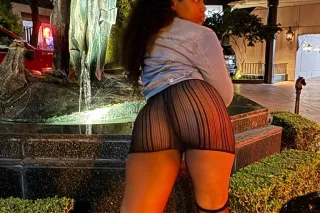 💦 NEW ORLEANS 3 GIRL JACUZZI S... - Image 4