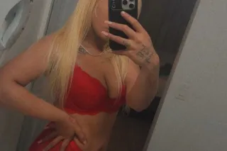 new in town💖Exotic Blonde babe... - Image 3