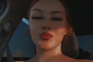 💋🎯 Red headed tall petite and ... - Image 1