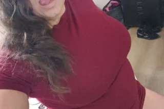 💦IM SO FKN HORNY.. i WANNA FUCC 🔥 PUSSY HOT & MOUTH WET....I CAN TAKE ALL 3 HOLES🤯💦 - Image 10
