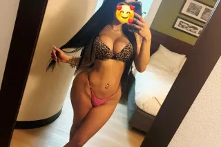 🤩HELLO BEAUTIFUL GIRL 💯😍IN THE... - Image 3