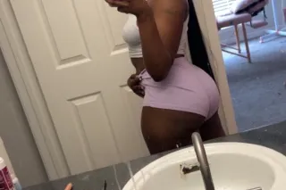 BOOK ME FOR TODAY AND TOMORROW 😍😘❣limited spots available 😍😘😘 - Image 2